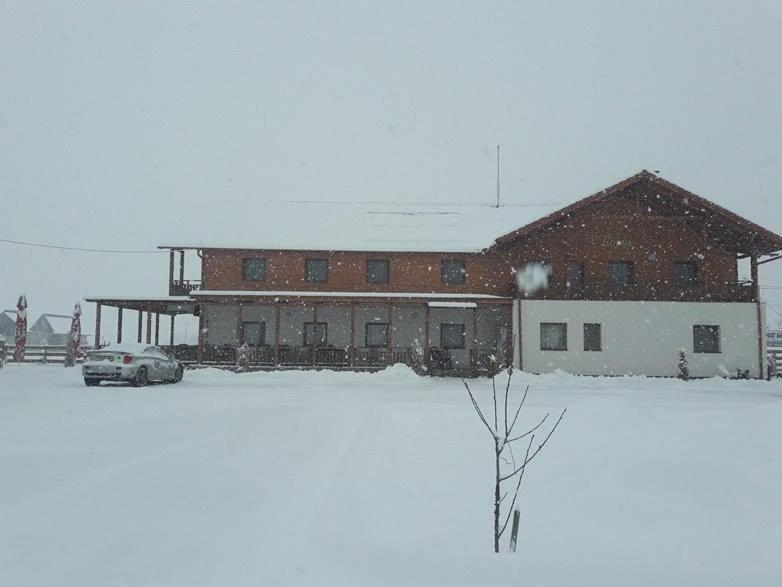 Vila Lorin Hotel Csicsókeresztúr Kültér fotó